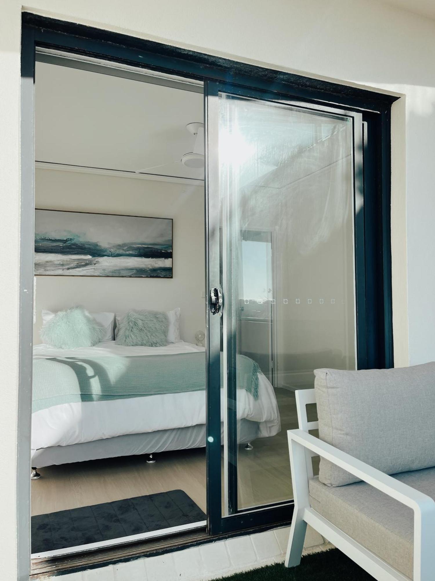 Bondi Beach Waves 2 Beachfront Apartment Sídney Exterior foto